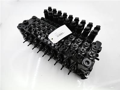 Distributeur hydraulique L90LS pour 612 double treuil et grue AT567