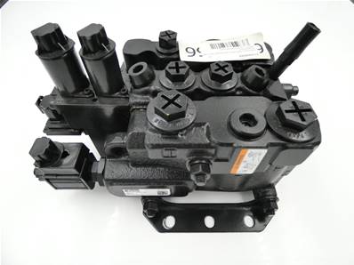 Distributeur hydraulique de direction Eco Log 9908089