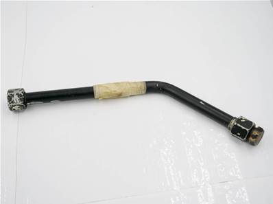 Tuyau de remplissage du pont John Deere F617586