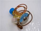Vanne de commande hydraulique John Deere F030559