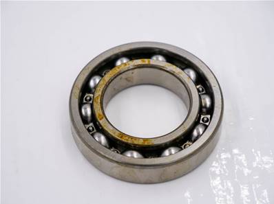 Roulement de boîte de vitesses John Deere YZ105582