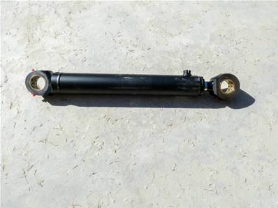 Vérin hydraulique de direction 110755B