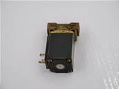 Electrovanne de réservoir à gasoil John Deere F045007