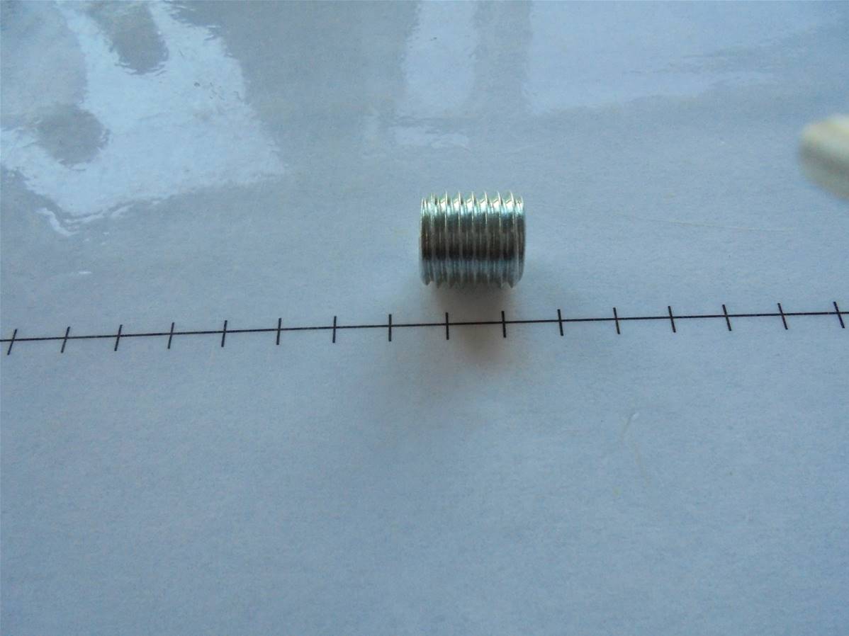 Vis sans tête M16x16 Log Max RE513051