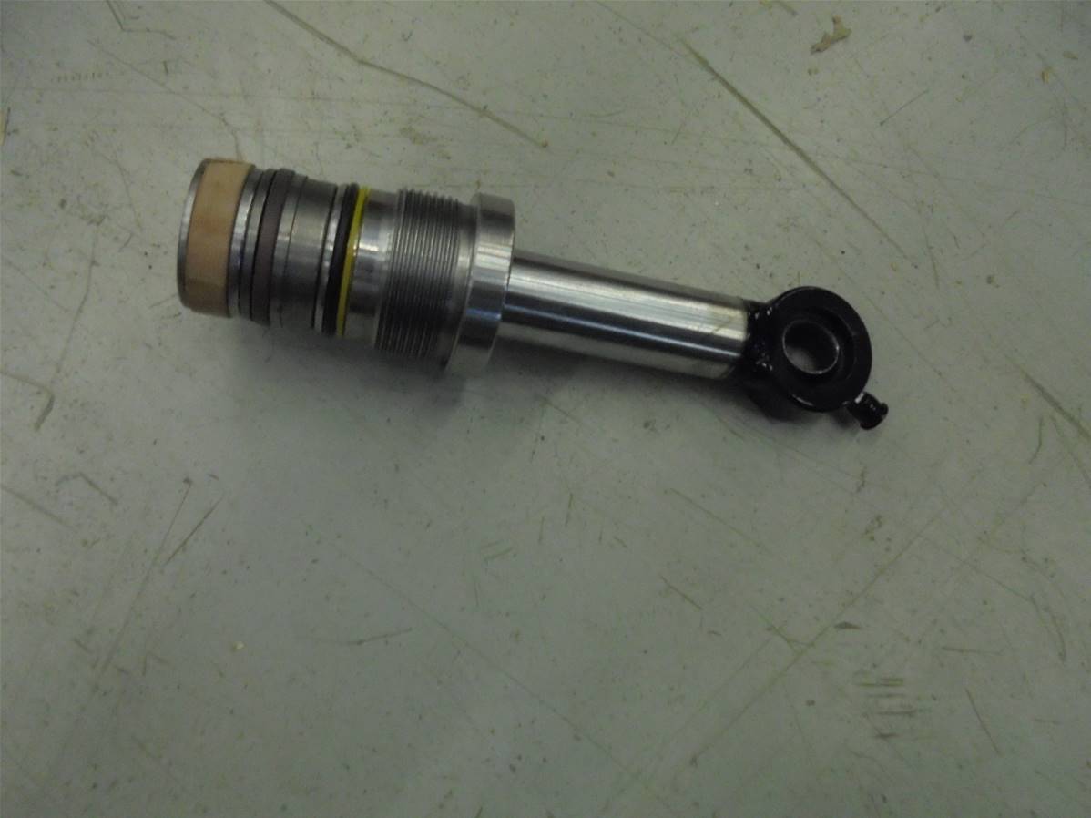 Tige pour LM018400 incluant piston et culasse Log Max RE018400-KIT