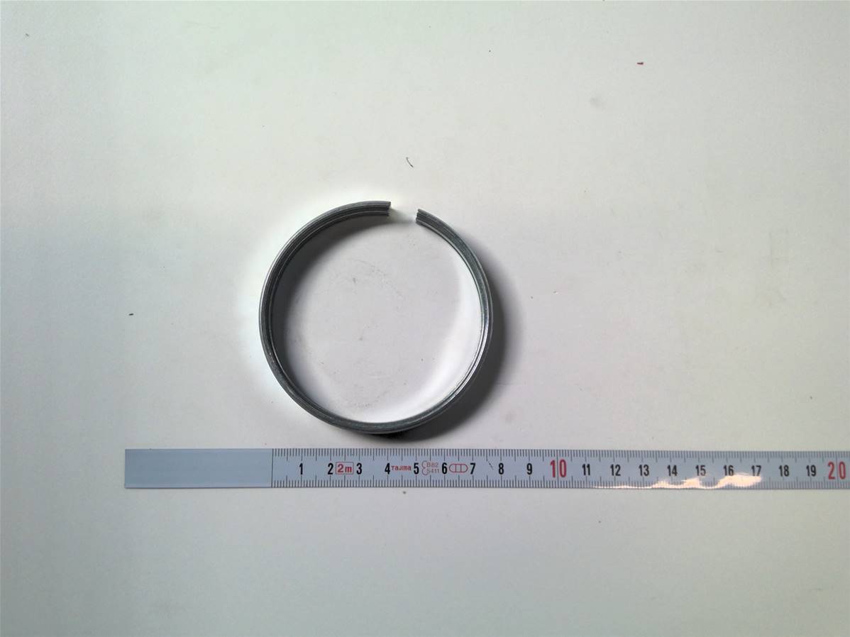 Spacer 5016483